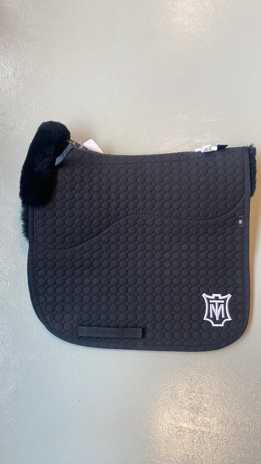 Mattes dressursjaberak ewwa m/saueskinn