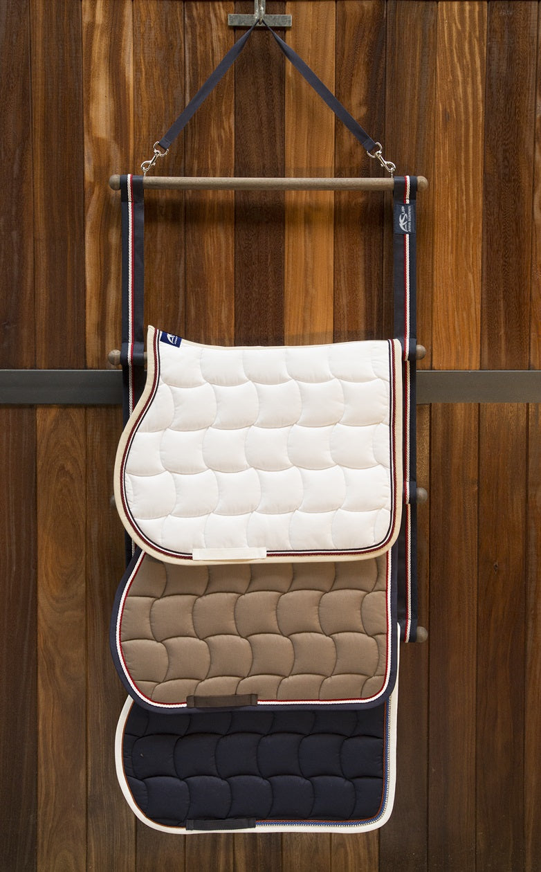 Anna Scarpati Universo Sjabrak henger