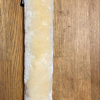 Eskadron Martingal Beskytter