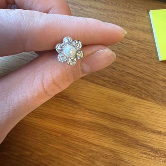 Bobbypin med blomst i diamanter liten