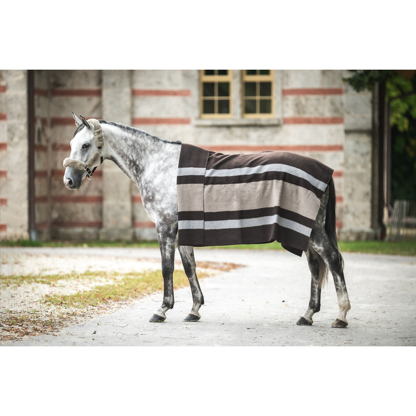 Mattes wool plaid ullteppe